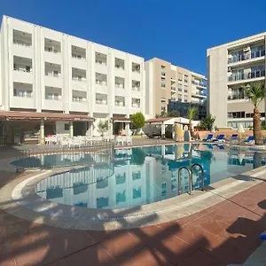 Oya Family Hotel de apartamente